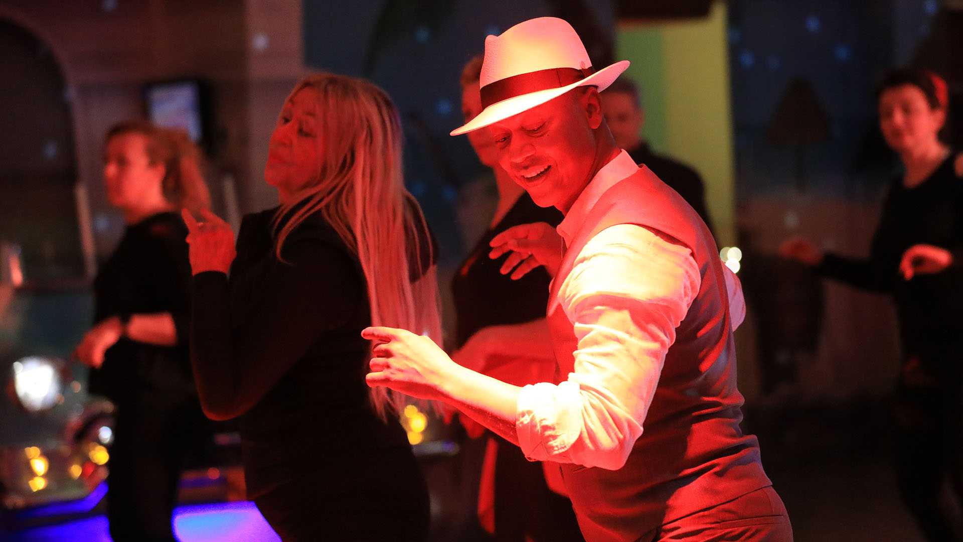 Tanzen ohne Partner / SoloTanz in Hannover / Braunschweig